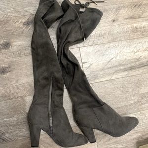 2 for 40: Knee high boots